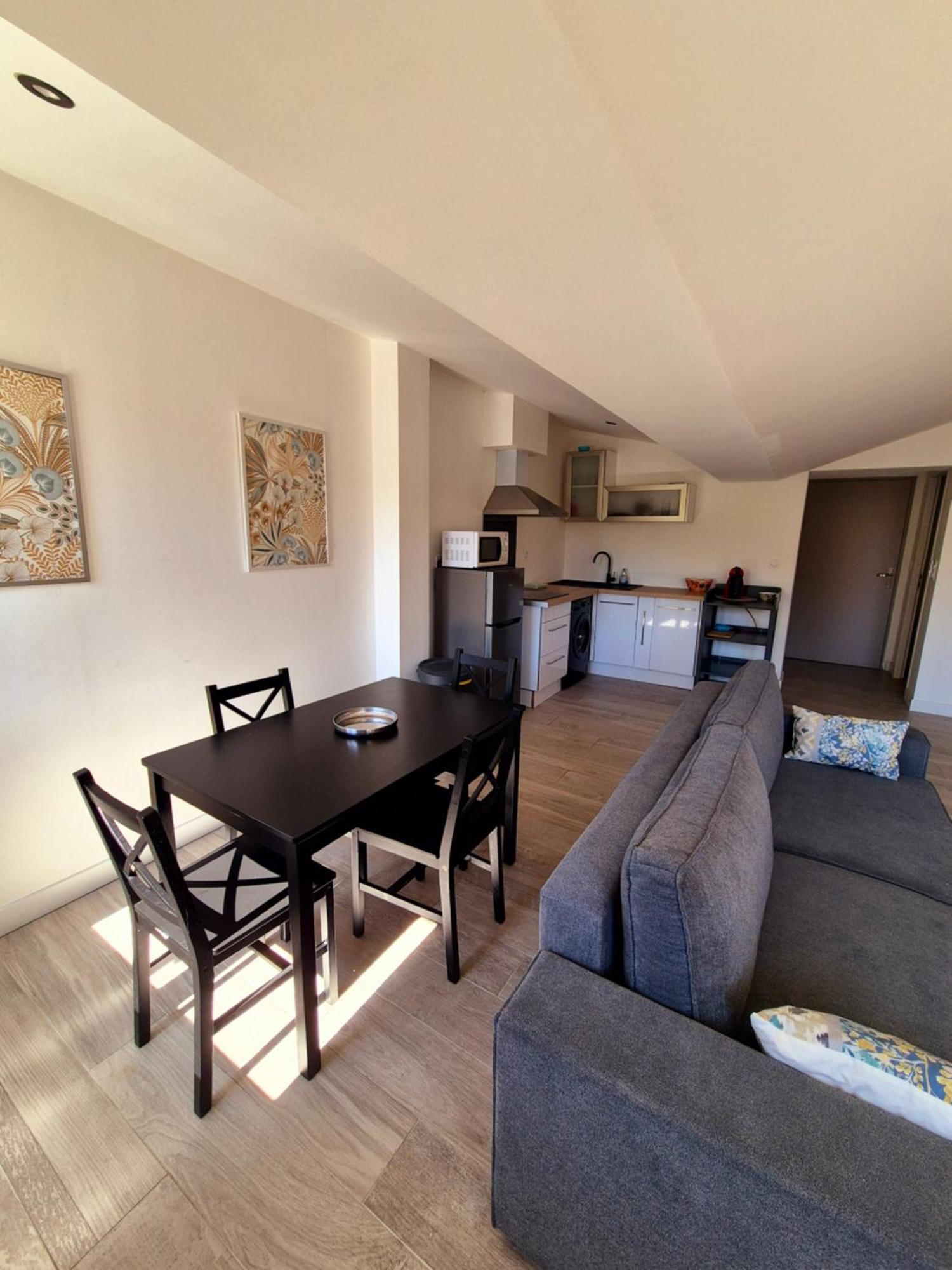 Spacieux T2, Charles Trenet Apartment *